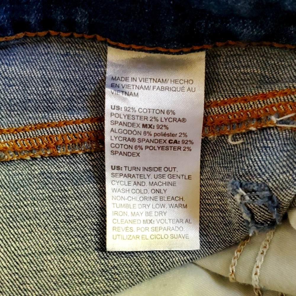 Chico's So Slimming Girlfriend Flare Blue Jeans Size 12 (Chico's 2) - Picture 5 of 5